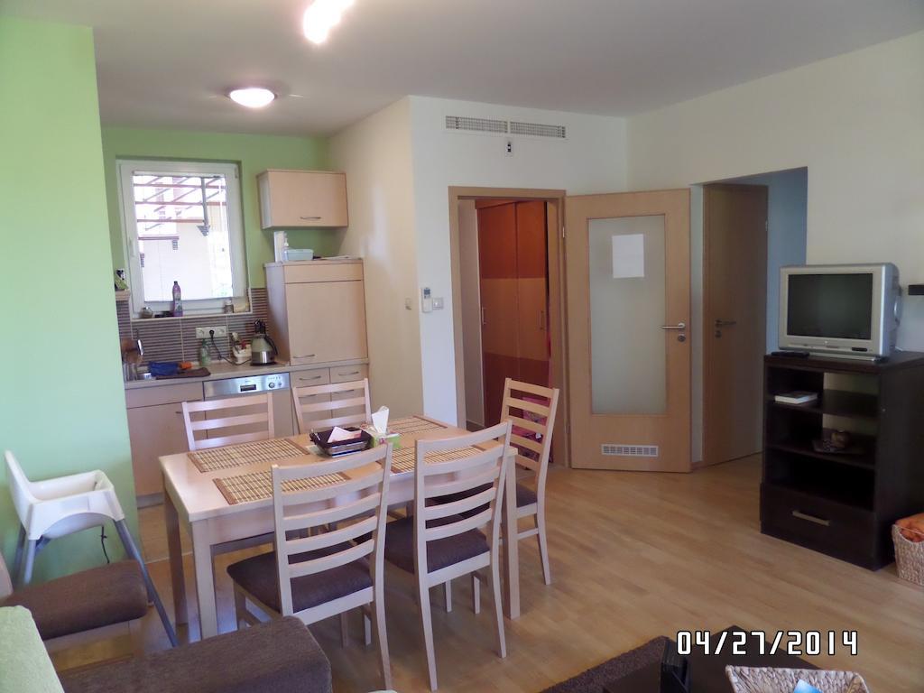 Nia Csaladi Apartman Buk Exterior photo